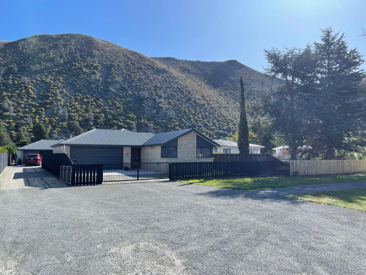 Kurow House On Bledisloe - A2O Cycle Trail Oasis. Villa Kültér fotó